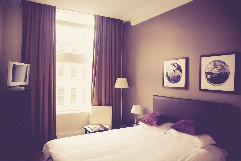 Hotel IPTV System: The Ultimate Guide for Hoteliers [ 2024 ]